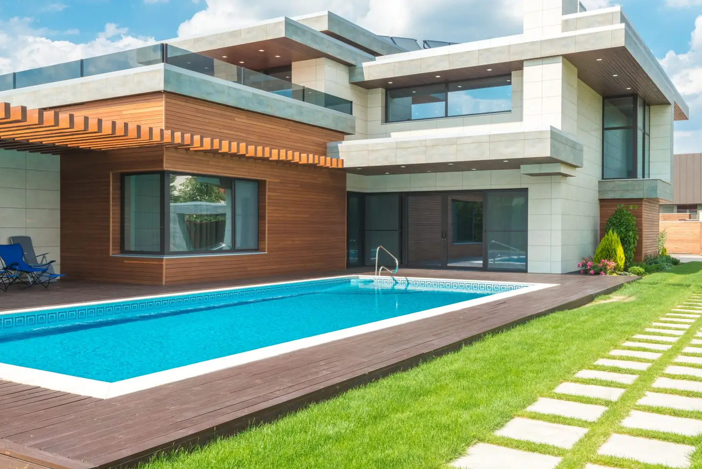 Swimming pool built in Parkesborough, NSW